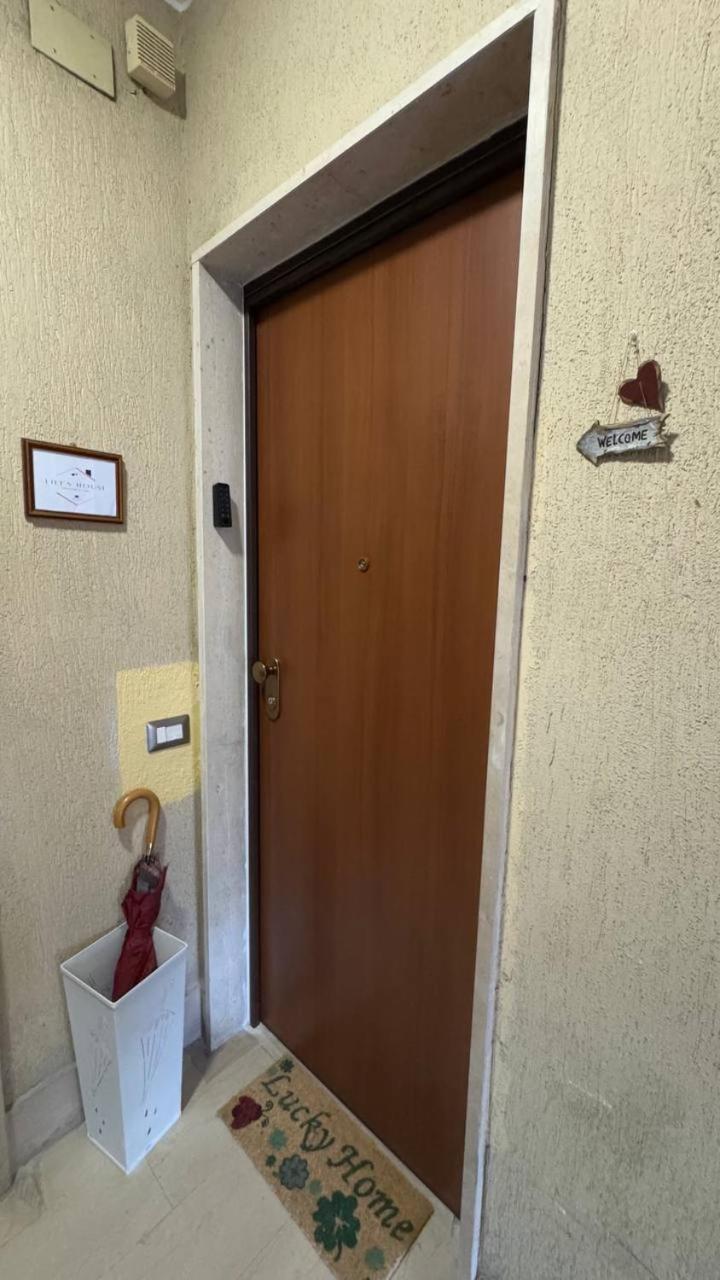 Lili'S House Hotel Rome Exterior photo